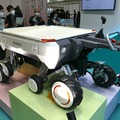 全地形対応走行ロボ、子育てロボ、柔剛切替できる特殊機構まで 「横浜ロボットワールド2022」