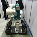 全地形対応走行ロボ、子育てロボ、柔剛切替できる特殊機構まで 「横浜ロボットワールド2022」