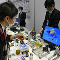 全地形対応走行ロボ、子育てロボ、柔剛切替できる特殊機構まで 「横浜ロボットワールド2022」