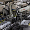 2022年に話題になったロボットたち ロボスタ記事で振り返る 未来のカフェ/自動PCR検査/ASIMOの卒業/ウマ型変形四脚ロボット/配膳ロボ/メイドロボカフェ/カルガモロボ