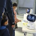 豊田スタジアムでサービスロボット達が来場者にデモを披露　愛知県「ARX」豊田スタジアム開催レポート(後編) サービスロボットプロモーション編