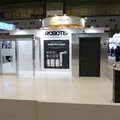 ロボティズ、カメラ付きアームでボタンを押せる配送ロボット「GAEMI（ケミ）」を2023年夏から日本国内展開