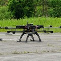 約50kgの荷物を運ぶ産業用ドローン「空飛ぶ軽トラ」実現へ！プロドローンが新製品「PD-Bear10」プロトタイプで救援物資を輸送