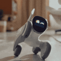 ジェスチャーと発話を理解するロボットペット「Loona」(ルーナ)がMakuakeに日本初登場 1,000を超える感情表現と豊かな表情
