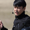 【日本初】「空飛ぶクルマ」屋外スペースで有人での実証飛行に成功　大阪で実施、GMOの熊谷代表がパイロットを務める