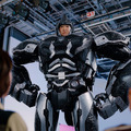 和田アキ子が「トランスフォーマー／ビースト覚醒」玩具シリーズの公式アンバサダー就任　CMで巨大ロボットに変身