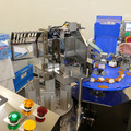 PLEN Roboticsとugo、寿司ロボのスズモフェアでコラボ　飲食店での受付・配席を自動化