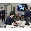 NTTと三菱電機、力触覚情報を視覚情報へ変換して「遠隔ロボット操作」を実証　遠隔操作を簡易デバイスで実現へ