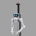 介護付き老人ホームにケアサポーターロボットの新型「ugo mini」を追加導入　静音性とコンパクト、低価格が特長