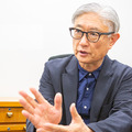 新作映画『SINGULA』堤幸彦監督に聞く「進化したAIが普及した未来はユートピアか? ディストピアか?」単独インタビュー