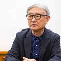 新作映画『SINGULA』堤幸彦監督に聞く「進化したAIが普及した未来はユートピアか? ディストピアか?」単独インタビュー