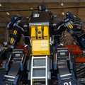 全高4.5mの搭乗できる変形ロボット「アーカックス」を公開　SFやアニメが現実に！まずは限定5台で販売開始　ツバメインダストリ
