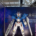 【速報】機動戦士ガンダム「GUNDAM NEXT FUTURE -EAST-」東京開幕！巨大シアターでメタバース体験、ガンプラバトルVRなど見どころや来場者特典を紹介
