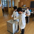 テレプレゼンスロボットで給食室を模擬探検！取手市が子どもたちの食への関心を高めるICT×食育授業を実施　