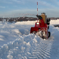 広い敷地をパワフルに除雪 新型の無人自動EVモビリティ「除雪ドローン」を開発 スズキ製ユニット採用 モビリティショーで展示