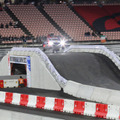 WRC「ラリージャパン」豊田スタジアム初の特設コースをラリーカーが激走！写真で見るジャンプ/ドリフト/熱戦の迫力