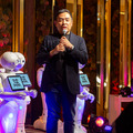 夜は「クラブ・ザ・ペッパー」に変身!ロボット、和食、DJ、音楽、ダンスが融合したエンタメ空間がオープン