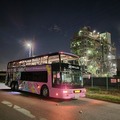 400機のドローンが彩る！ドローンショー×東京レストランバスの特別コラボ『和食と川崎工場夜景とドローンショーを楽しむ夜』10日間限定運行へ