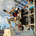 搭乗型ロボット「アーカックス」が走行デモを初披露、４足歩行ライド「SR-02」に「ねこずきん」搭乗！動くガンダムGFY横浜に大集結の日
