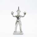 ウルトラセブンとロボット怪獣キングジョー/ウィンダムがモチーフのメタル(金属製)ペーパーウェイトを受注販売　キャラクターベースおきた