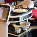 ソフトバンクロボティクス 配膳・運搬ロボット「Servi Plus」発表　66ヶ所のゴルフ場で100台の導入を決定、高級感を評価