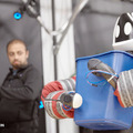 トヨタが手と胸を器用に使うソフトロボット「Punyo」(ぷにょ)の動画を公開　人の行動を助ける柔らかい操作研究用ロボット