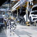 メルセデスベンツが工場内でヒューマノイドロボット「Apollo」を試験導入　ヒト型ロボットのメリットとは