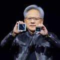 NVIDIA 大規模言語モデルと生成AIにも特化した「Blackwell プラットフォーム」とは　性能向上は最大30倍、コスト/エネルギー消費は最大1/25に