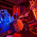 ロボットを装着して戦う新感覚スポーツ「RFIGHT ロボットファイト」対戦型アトラクションがオープン