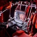 ロボットを装着して戦う新感覚スポーツ「RFIGHT ロボットファイト」対戦型アトラクションがオープン