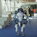 最高峰のヒューマノイド「HDアトラス」に別れを告げる動画を公開　ボストン・ダイナミクス