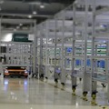Mujin、AGVと半導体洗浄装置組立システムの連携で拡張性のある物流自動化をスピード導入