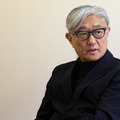 AIが聞く！人類の存亡をAIが議論する映画『SINGULA』堤幸彦監督インタビュー　AI「人類の未来に向けてメッセージを」