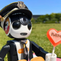 MKタクシー「ロボホン課長と旅にでよう！」限定特典つき貸切プラン第1弾を発売　プレゼントやファンバッジ購入特典など