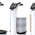 PUDU、倉庫や工場向け搬送ロボット「PUDU T300」を発表　ネコ顔配膳ロボットのノウハウを製造現場に活かす