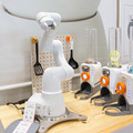 ロボット同士が会話で意思疎通する未来　ユカイ工学が展示　カチャカや生成AIのJullieと大規模言語モデルAIで連携