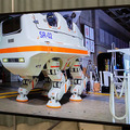 現代科学でビーム・サーベルは実現できる？ハロが乗った多脚型ロボットの操縦体験、横浜ガンダムの手でジャンケン「GUNDAM NEXT FUTURE SCIENCE展」内覧会レポート
