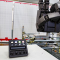 現代科学でビーム・サーベルは実現できる？ハロが乗った多脚型ロボットの操縦体験、横浜ガンダムの手でジャンケン「GUNDAM NEXT FUTURE SCIENCE展」内覧会レポート