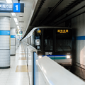 駅の利用者も社員も健康に！歩行解析ロボット「歩行データ×AI」で未病対策・沿線住民の健康増進を駅から　埼玉高速鉄道とRDS