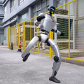 ヒューマノイドがカンフー・アクション！Unitreeが動画を公開　高度なバランス感覚を披露