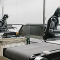 ヒューマノイドロボットが物流現場で働く未来像？ Figureがパッケージを認識・選別する動画を公開　OpenAIやMicrosoft、NVIDIAなどが出資