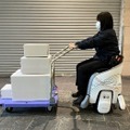ホンダ「着座型ハンズフリーパーソナルモビリティ UNI-ONE」をビル清掃業務と配送業務に活用、実用性の検証結果を公表　日鉄興和不動産と品川インターシティ