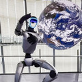 【動画】未来館に現れた「踊るヒューマノイド」GMO AIRが強化学習の成果を公開