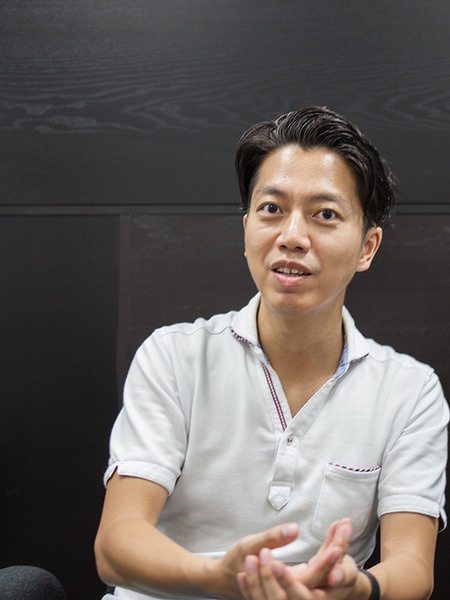 株式会社ジェナ 代表取締役社長 手塚康夫氏
