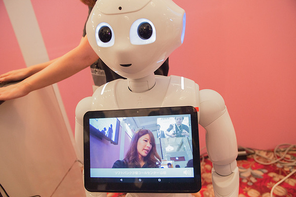 Android対応Pepperとスカイプで通話