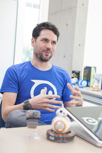 BB-8_FB-057
