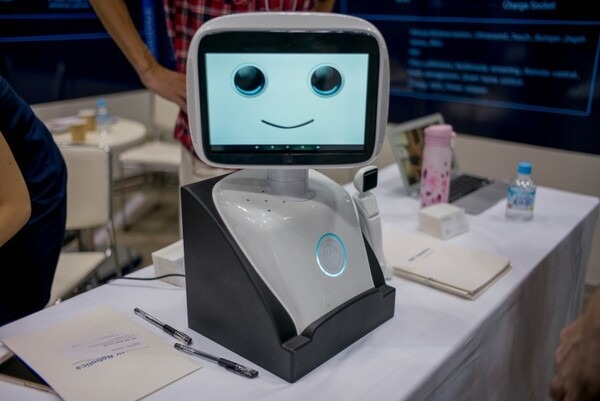 japan-robot-week-2016_29791094694_o