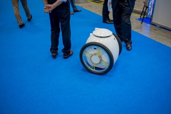 japan-robot-week-2016_29791092794_o