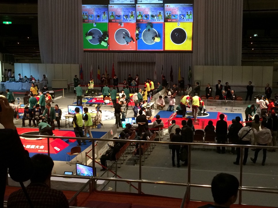 ロボット相撲大会 会場の様子