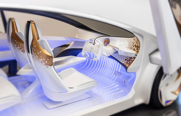 TOYOTA Concept-i08